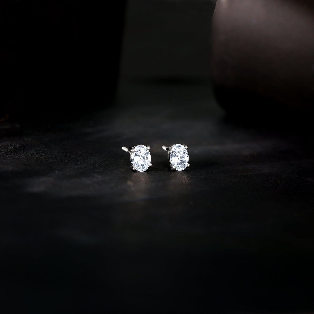 Silver Pristine Stud For Him