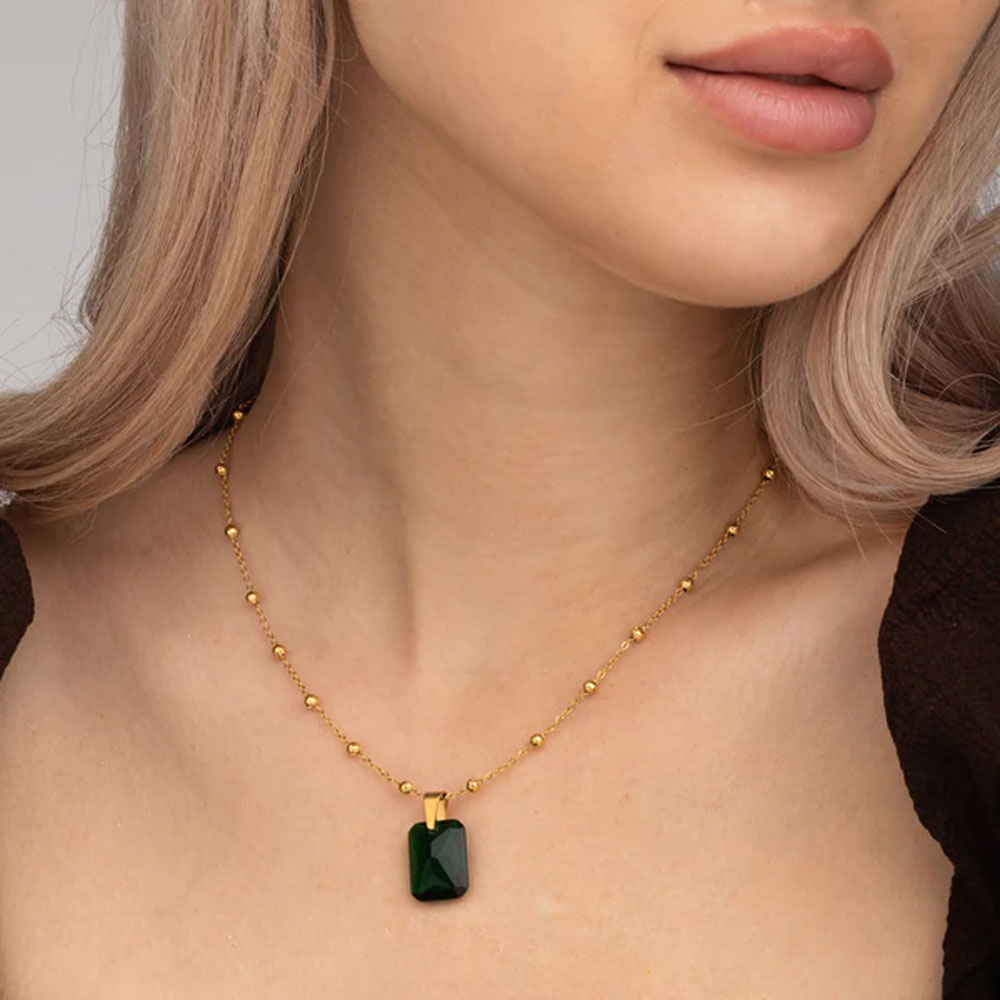 Dazzling Emerald Necklace - 1