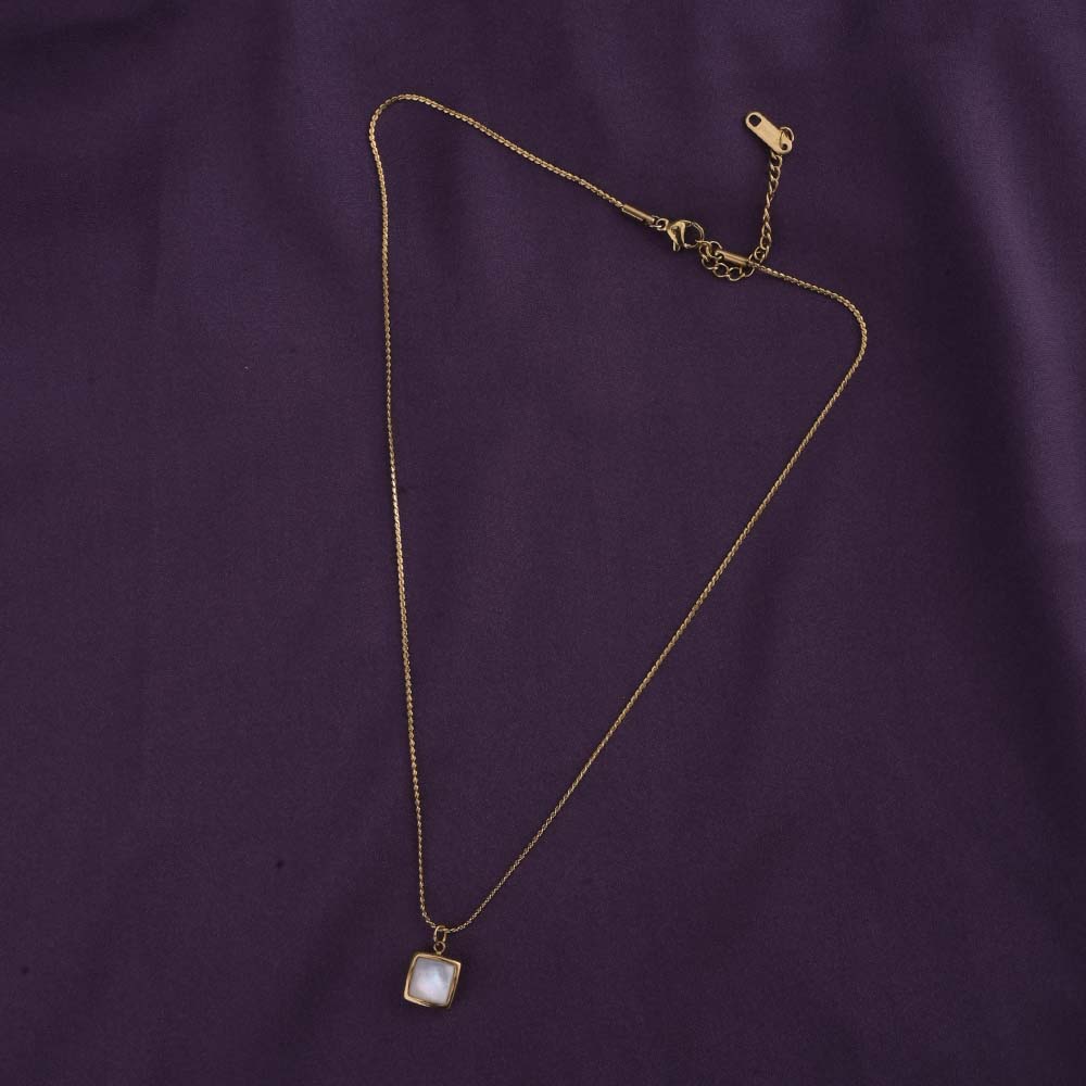 Square Pendant Gold Chain Necklace