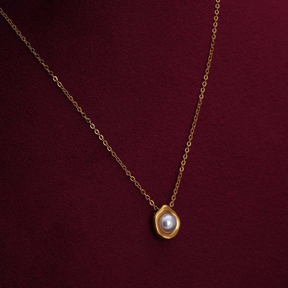 Ocean Mist Pearl Pendant Necklace
