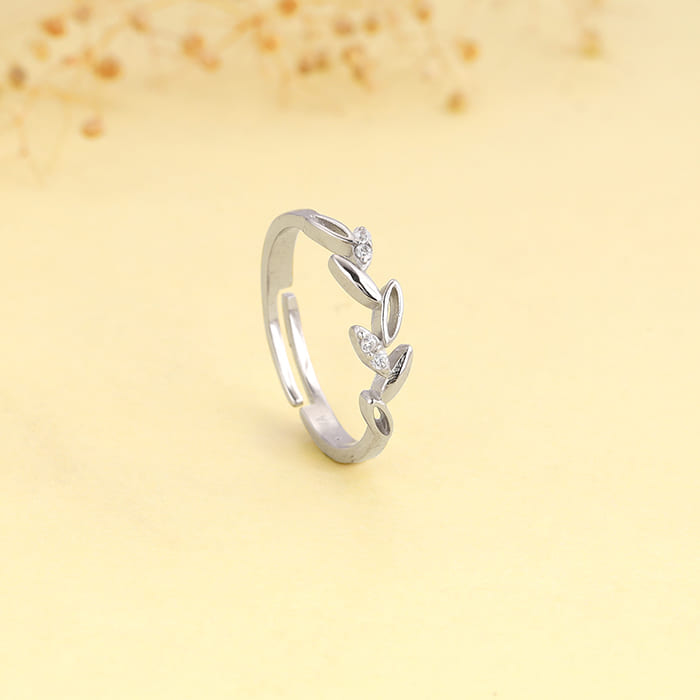 Silver Leaf Desire Ring